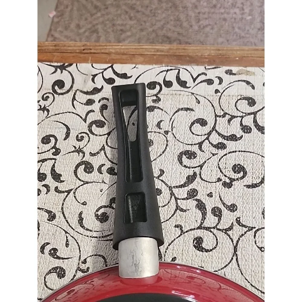 Vasconia versatile black